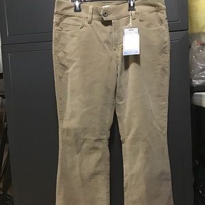 BNWT Levi’s CORDUROY JEANS